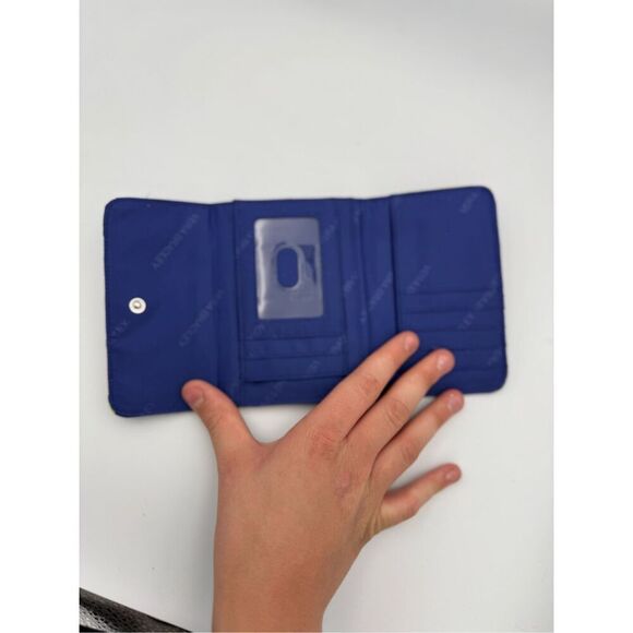 Vera Bradley Hipster Cross Body PLUS Wallet in Katalina Blues Adjustable - Picture 9 of 11